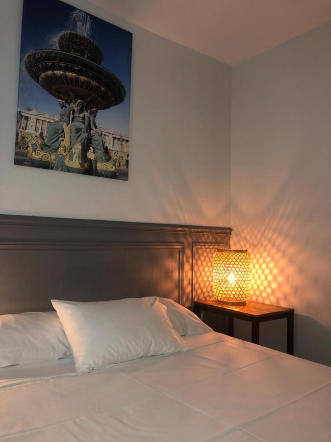 פריז Hotel Little Regina מראה חיצוני תמונה