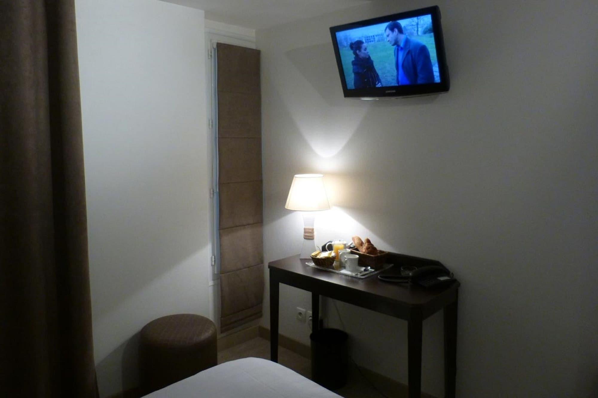 פריז Hotel Little Regina מראה חיצוני תמונה