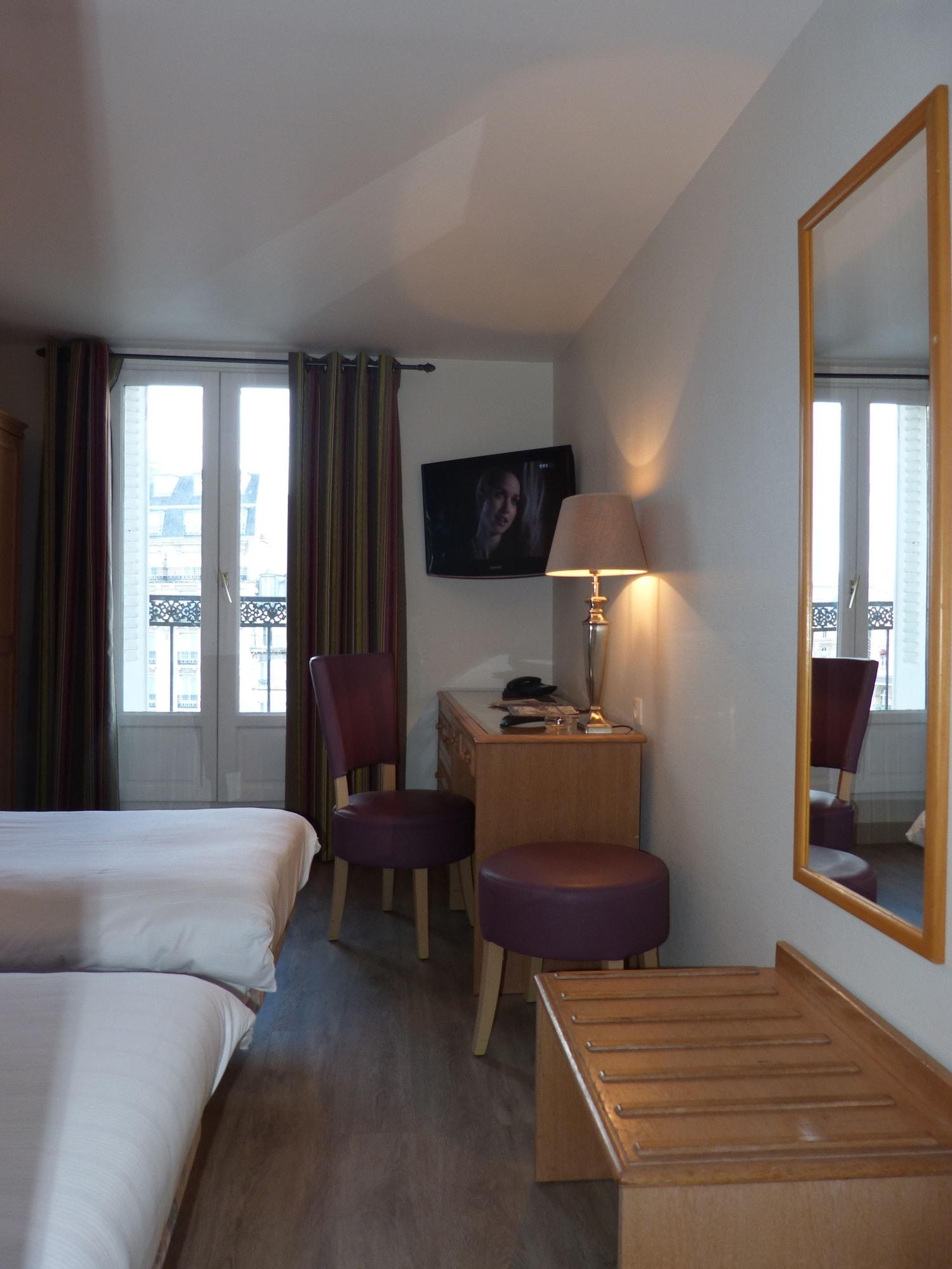 פריז Hotel Little Regina מראה חיצוני תמונה