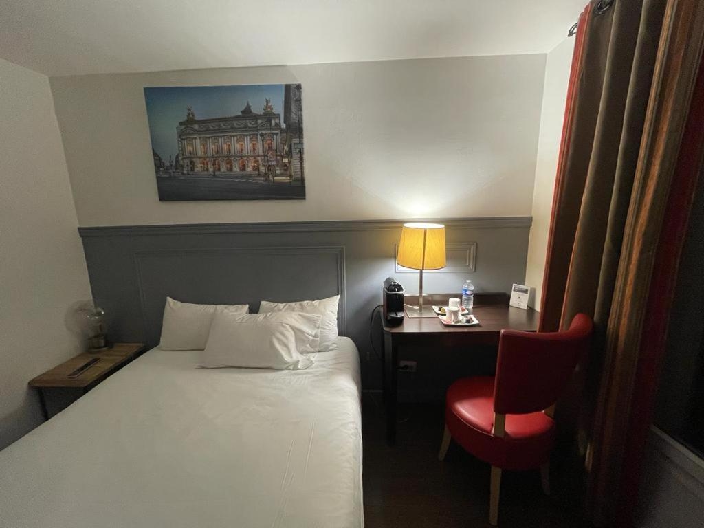 פריז Hotel Little Regina מראה חיצוני תמונה